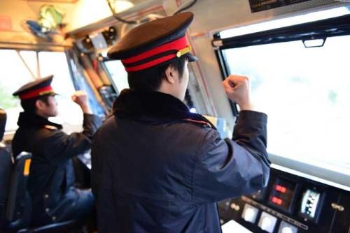 初中生學習火車司機專業(yè)難度大嗎？